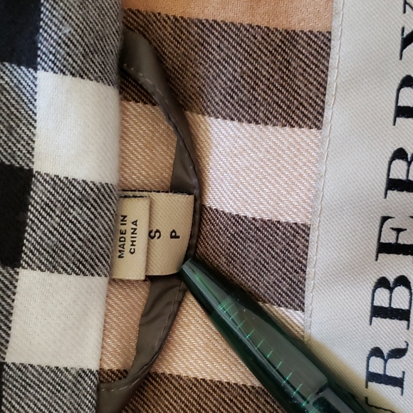 BURBERRY EASTWICK CHEVRON DOWN FILLED COAT PUFFER - Picture 10 of 14